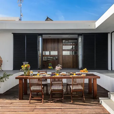 Anur Villa *