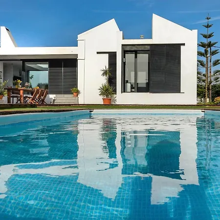 Villa Anur